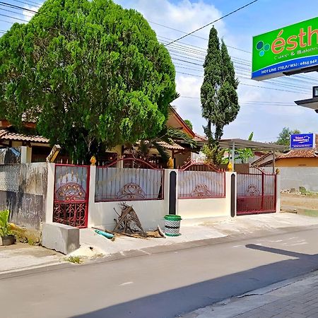 Penginapan Prambanan Trisan Randugunting Eksteriør billede